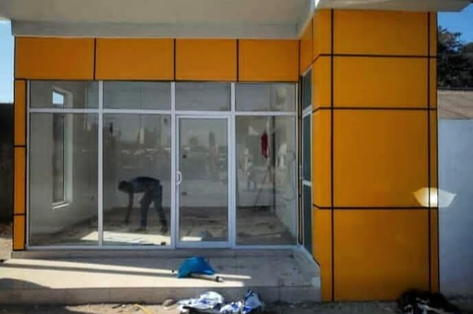 Aluminium work in Gorakhpur | Aluminium fabricators in gorakhpur | Aluminium composite panels | Aluminium windows | Aluminium Partition modular interior 2